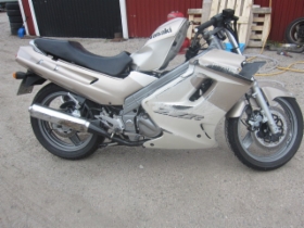 Kawasaki zzr 250 2003